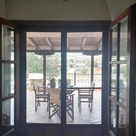 Afroditi's House نيكيتي
